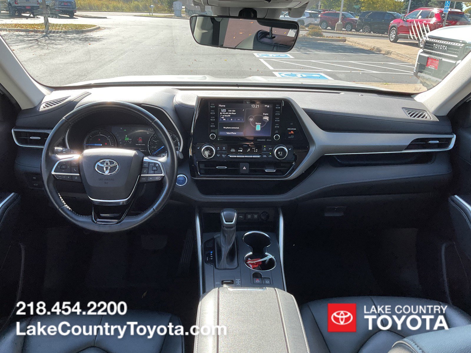 Used 2020 Blizzard Pearl Toyota XLE image 18
