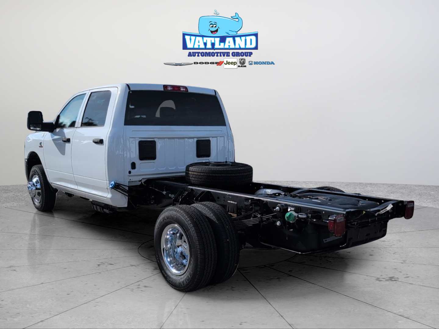 New 2026 Bright White Clear-Coat Exterior Paint RAM Tradesman image 6
