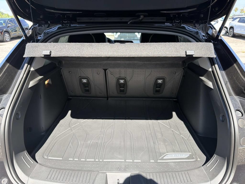 New 2026 Mosaic Black Metallic Chevrolet LT image 8