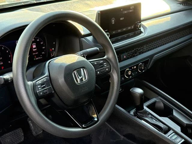 Used 2024  Honda LX image 15