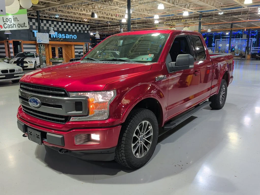 Used 2018 Ruby Red Metallic Ford XLT image 3