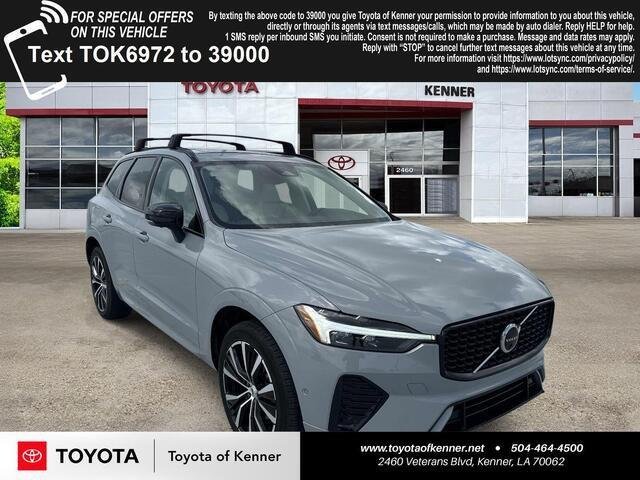 2024 Volvo XC60 Plus Dark Theme