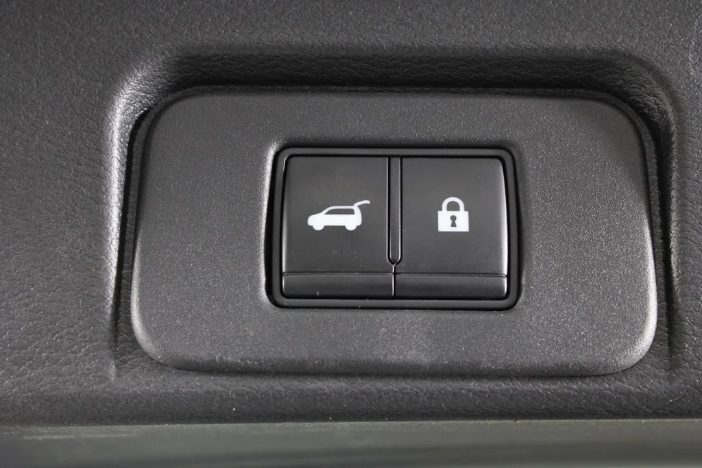 2021 Nissan Rogue Platinum - Photo 19