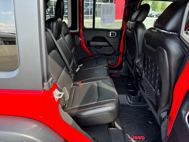 Used 2020 Firecracker Red Clearcoat Jeep Unlimited Rubicon image 10