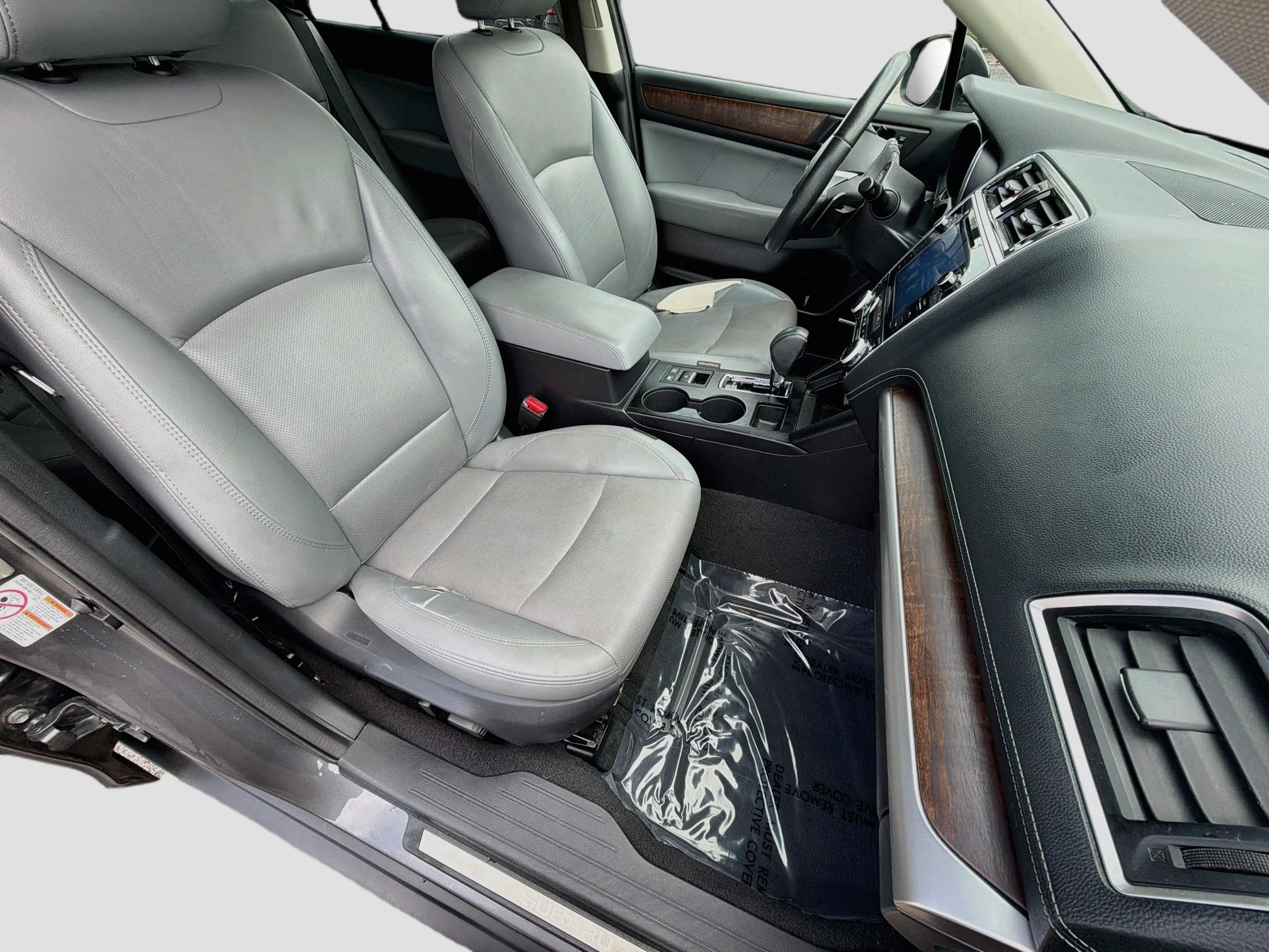 Used 2018 Magnetite Gray Metallic Subaru Limited image 12