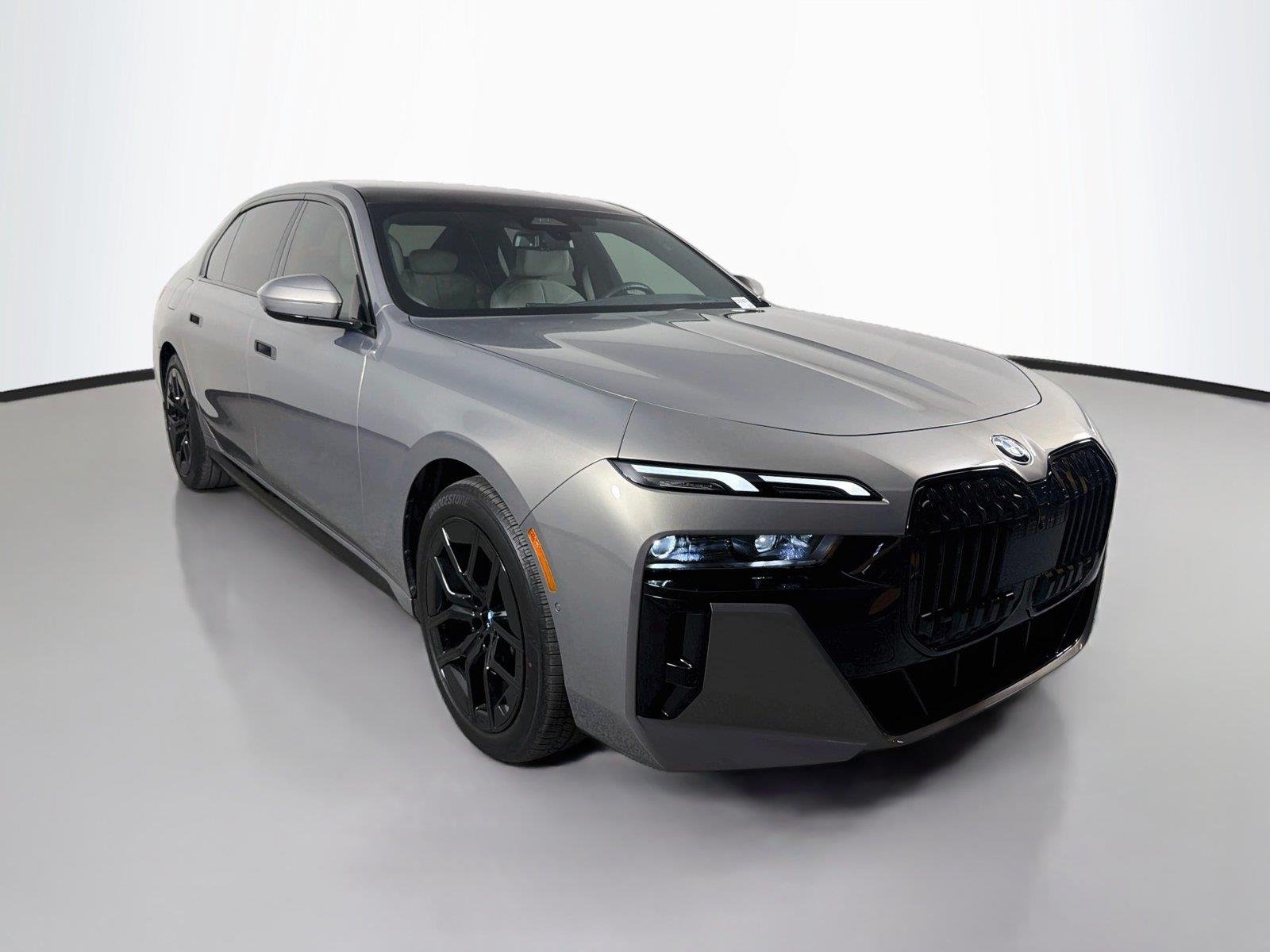 Certified Used 2024 Oxide Grey Metallic BMW 740i xDrive image 3