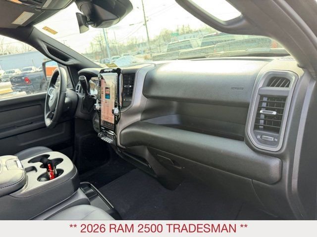 New 2026 Diamond Black Crystal Pearl-Coat Exterior Paint RAM Tradesman image 11