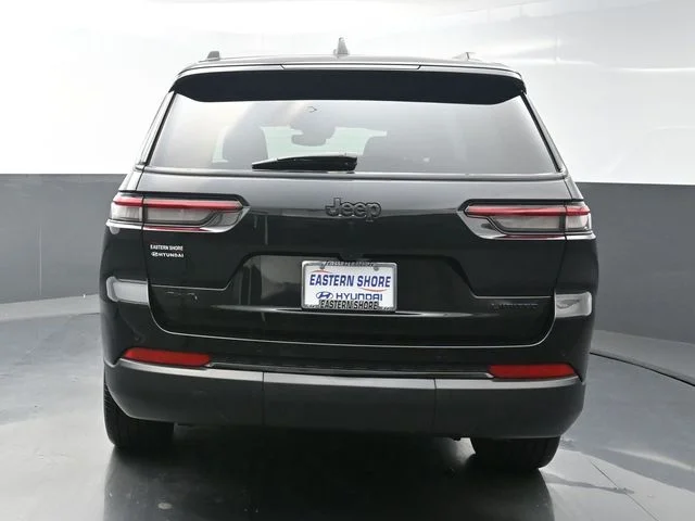 Used 2024 Black Jeep Limited image 6