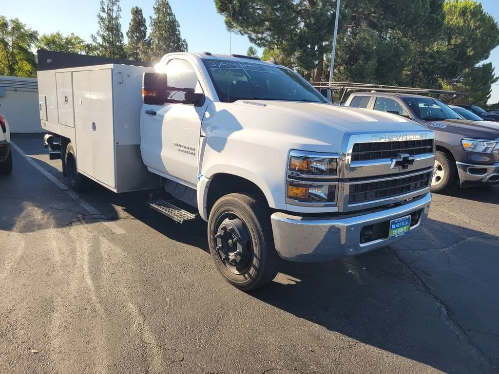 2023 Chevrolet Silverado HD Work Regular Cab 141" WB's photo