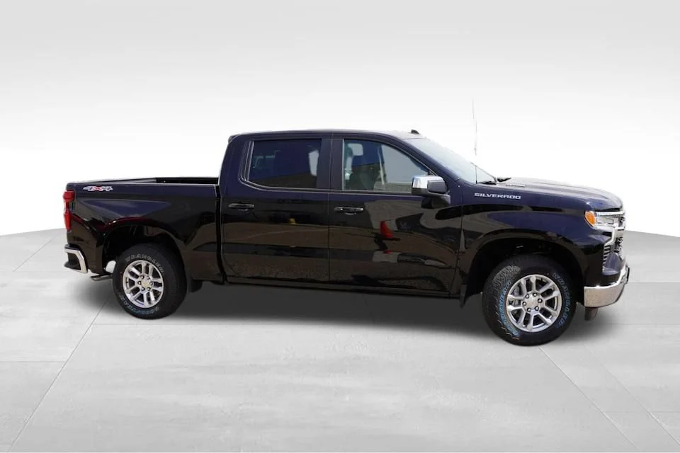New 2026 Black Chevrolet LT image 2