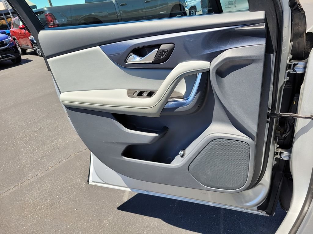 Used 2021 Silver Chevrolet LT image 27