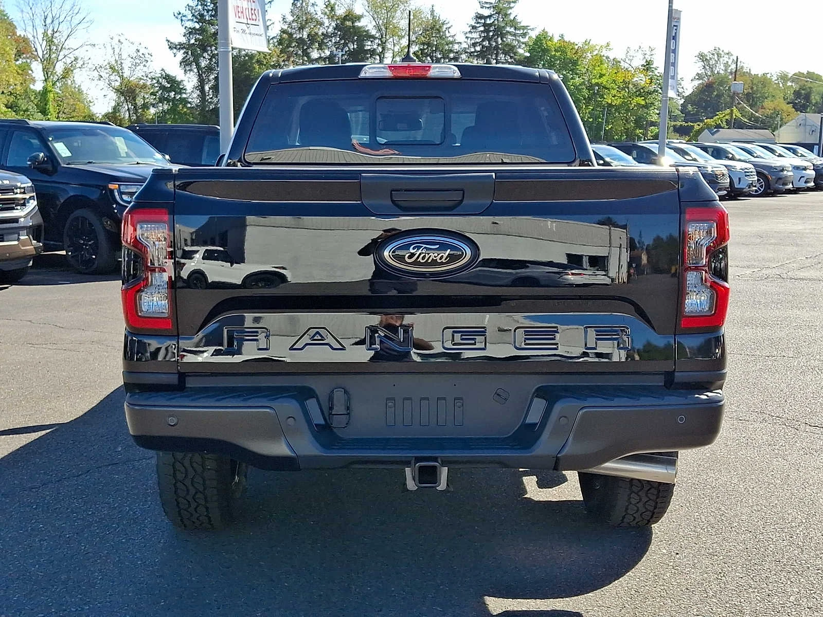 New 2026 Shadow Black Ford XLT image 5