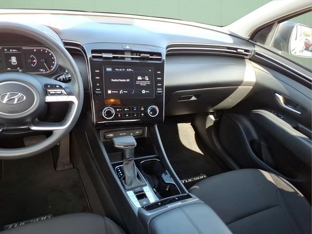 Used 2023 Black Hyundai SEL image 14