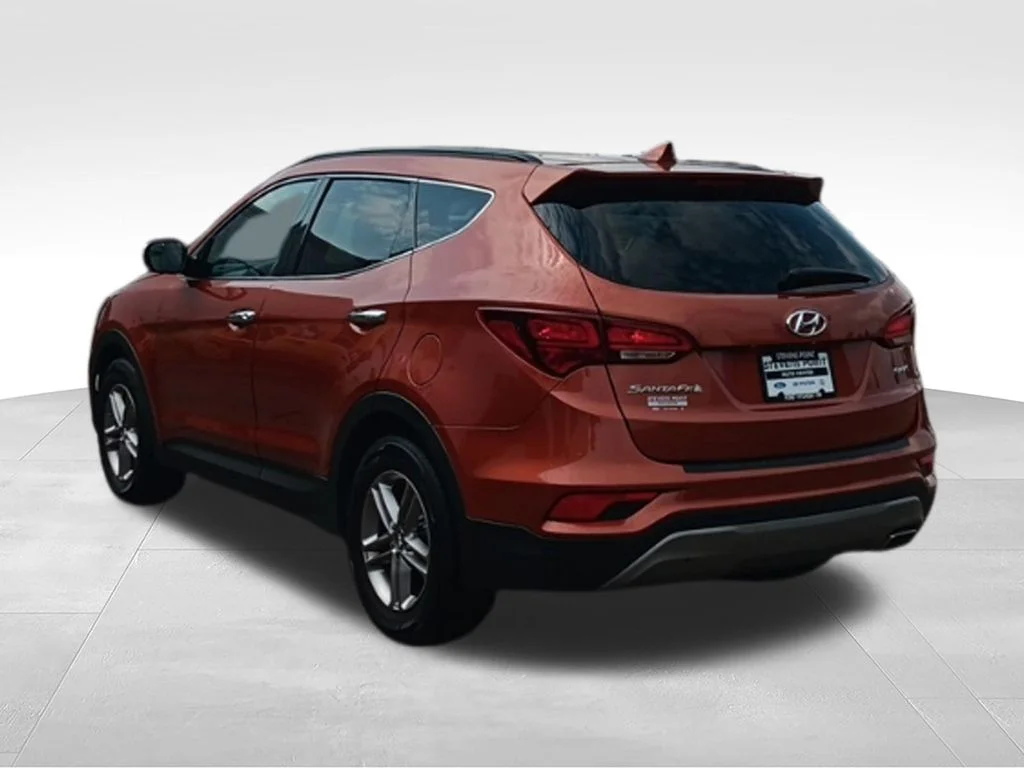 Used 2018 Canyon Copper Hyundai 2.4 Base image 5