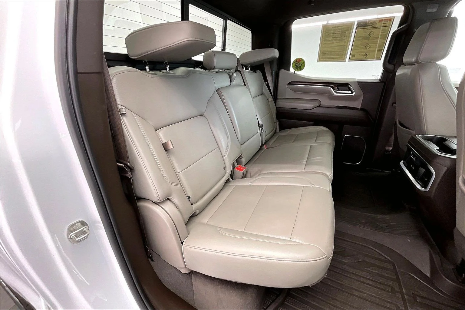 Used 2022 Summit White GMC SLT image 18