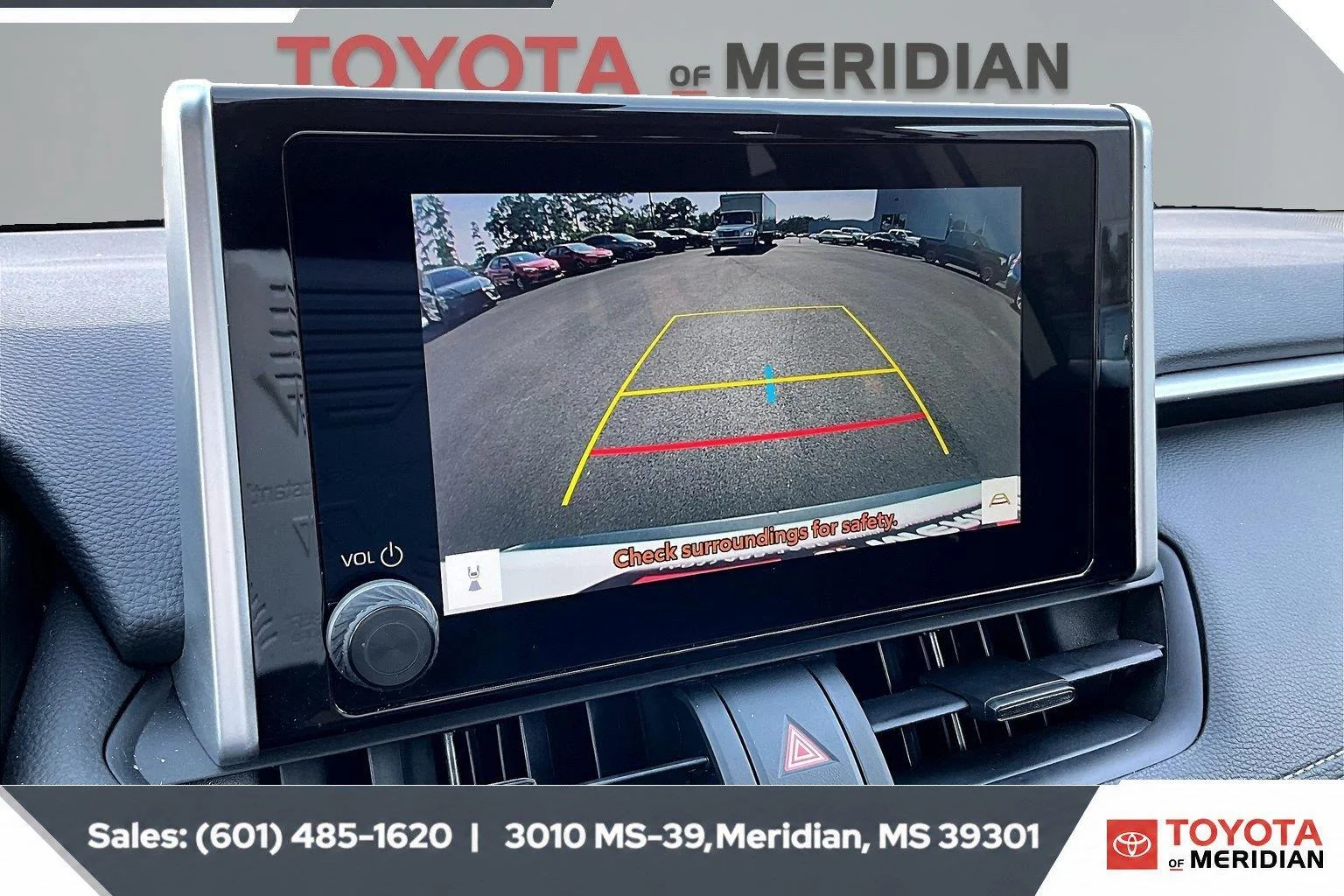 Used 2024 Ice Cap Toyota XLE image 15