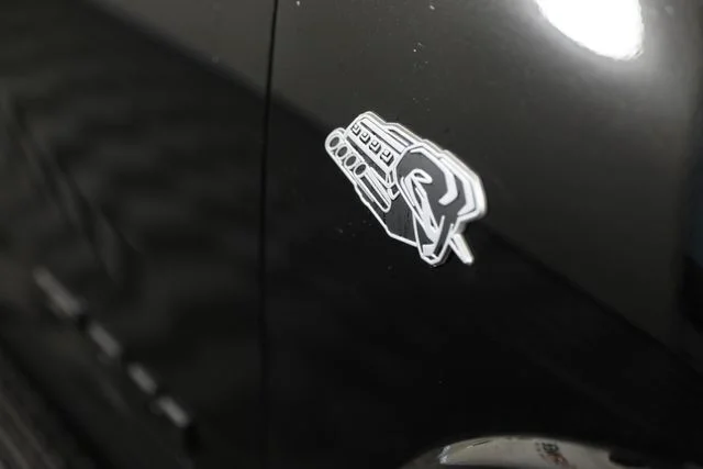 New 2026 Diamond Black Crystal Pearl-Coat Exterior Paint RAM Laramie image 30