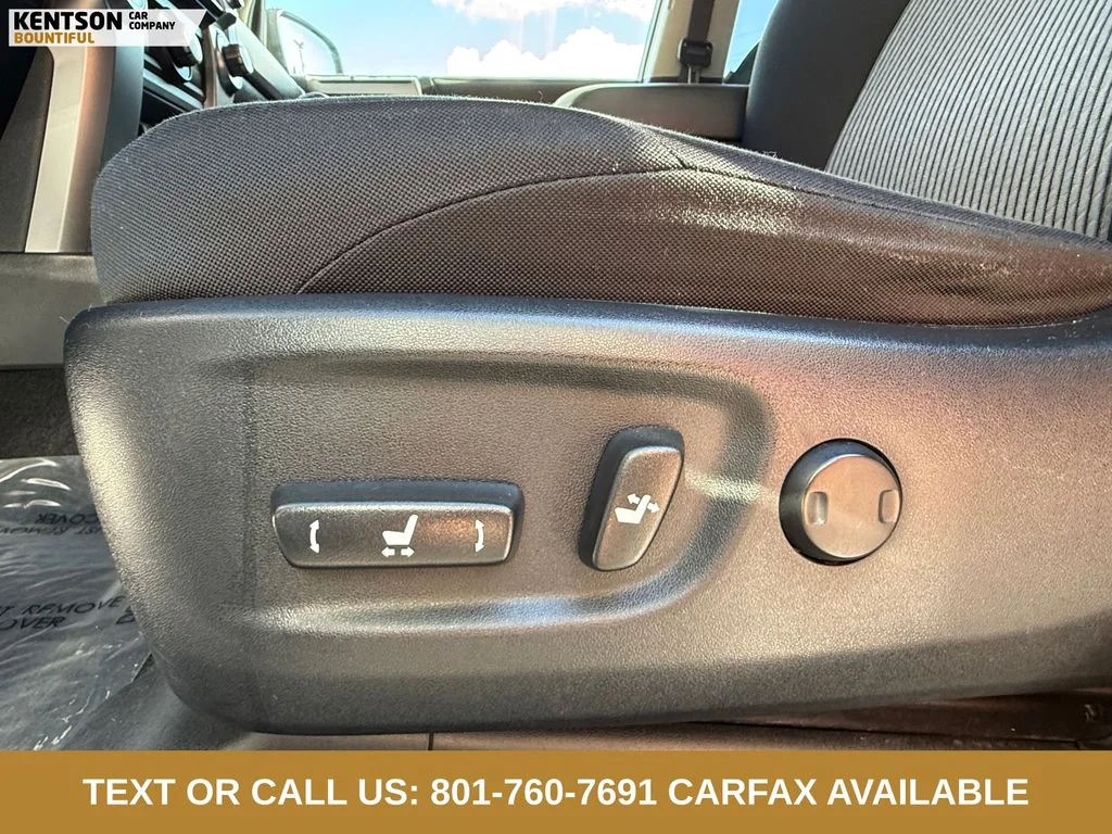 Used 2024 Gray Toyota SR5 Premium image 31