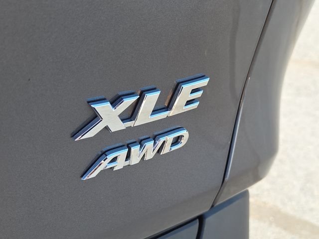 Used 2023 Gray Toyota XLE image 5