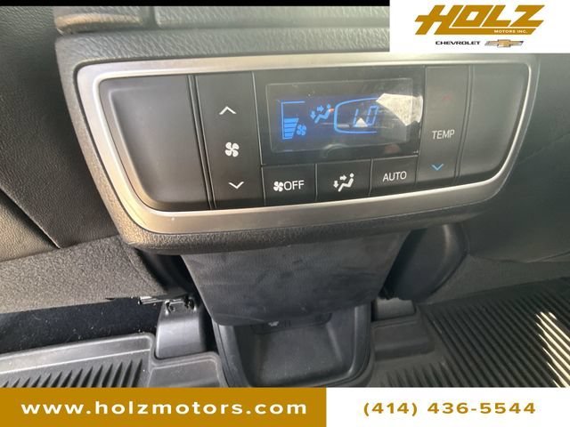 2019 Toyota Highlander XLE - Photo 21