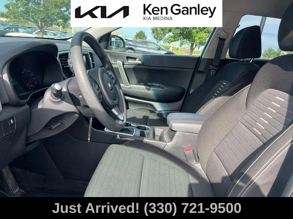 Certified Used 2018 White Kia LX image 11