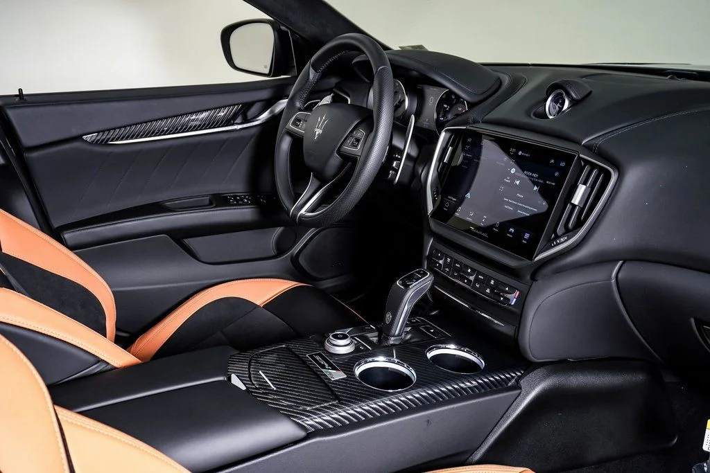 2024 Maserati Ghibli 334 Ultima - Photo 16