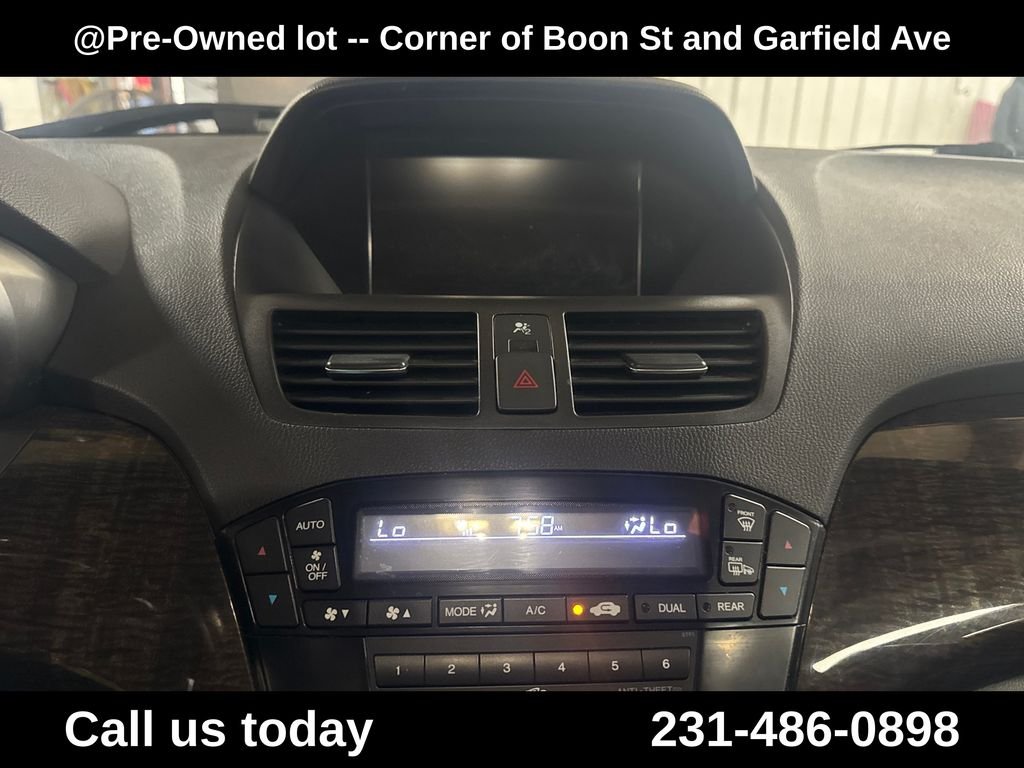 Used 2010  Acura Technology image 22