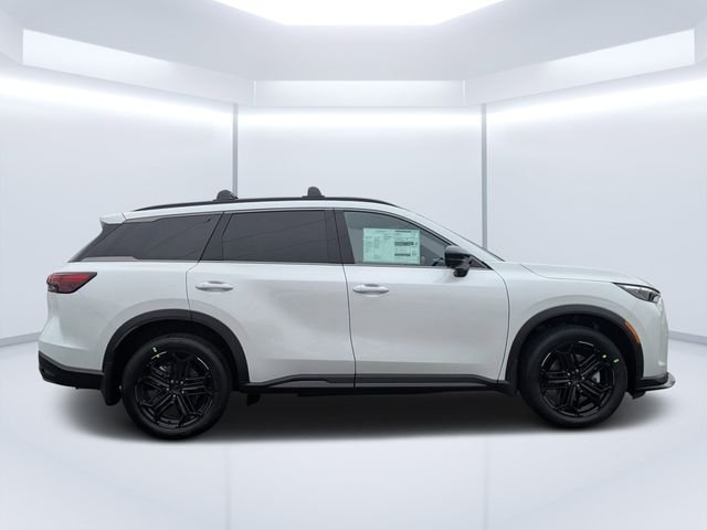 New 2026 RADIANT WHITE INFINITI Sport AWD image 2