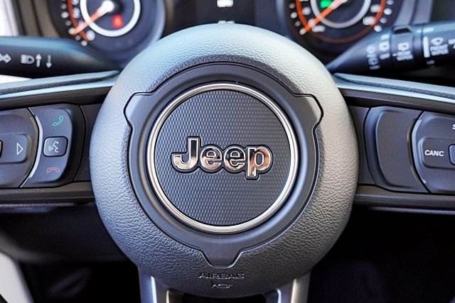 New 2026 Bright White Clear-Coat Exterior Paint Jeep Sport image 40