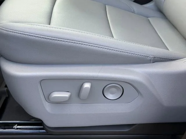 New 2026 Polar White Tricoat Chevrolet LTZ image 15