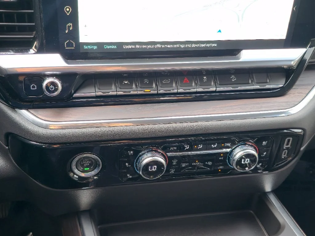 2023 GMC Sierra 1500 SLT - Photo 17