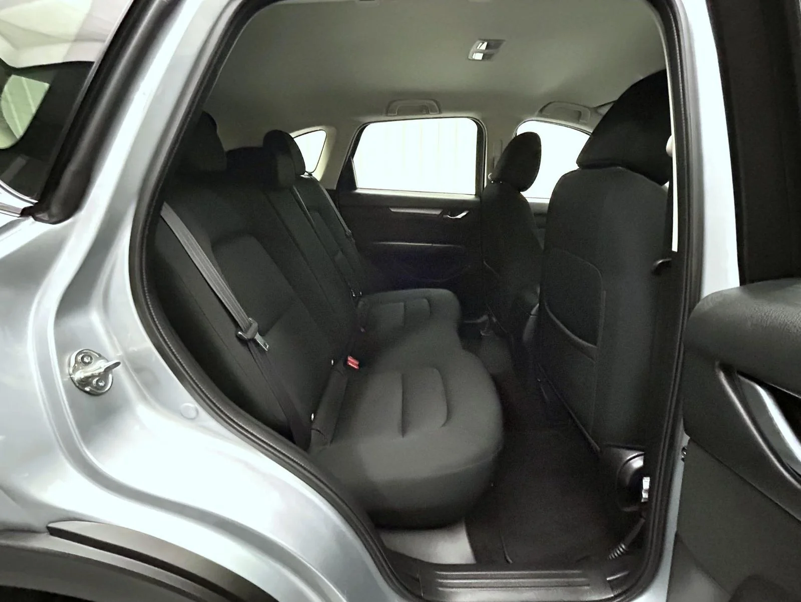 Used 2019 Silver Mazda Sport image 18
