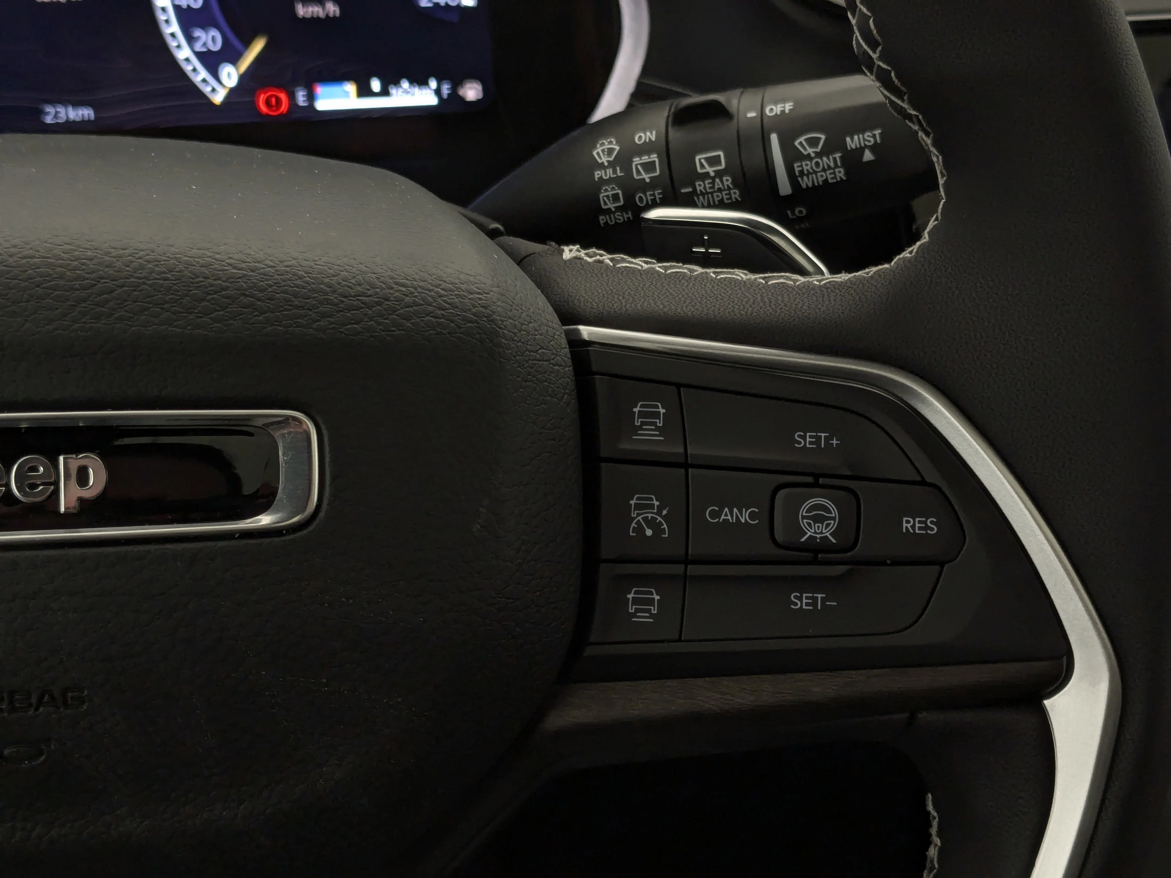 New 2026 Black Jeep Limited Reserve - - Pano Sunroof - Nappa Lthr - Vent Seats - Tow Pkg - Remote Start & More! image 18