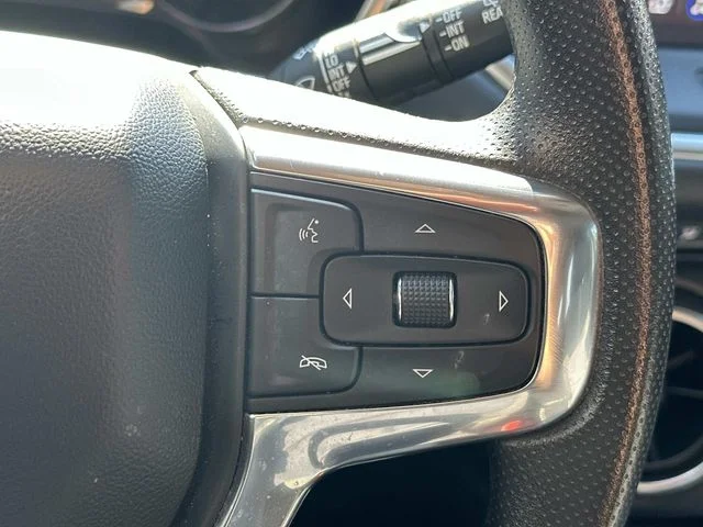 Used 2023 Gray Chevrolet LT image 22