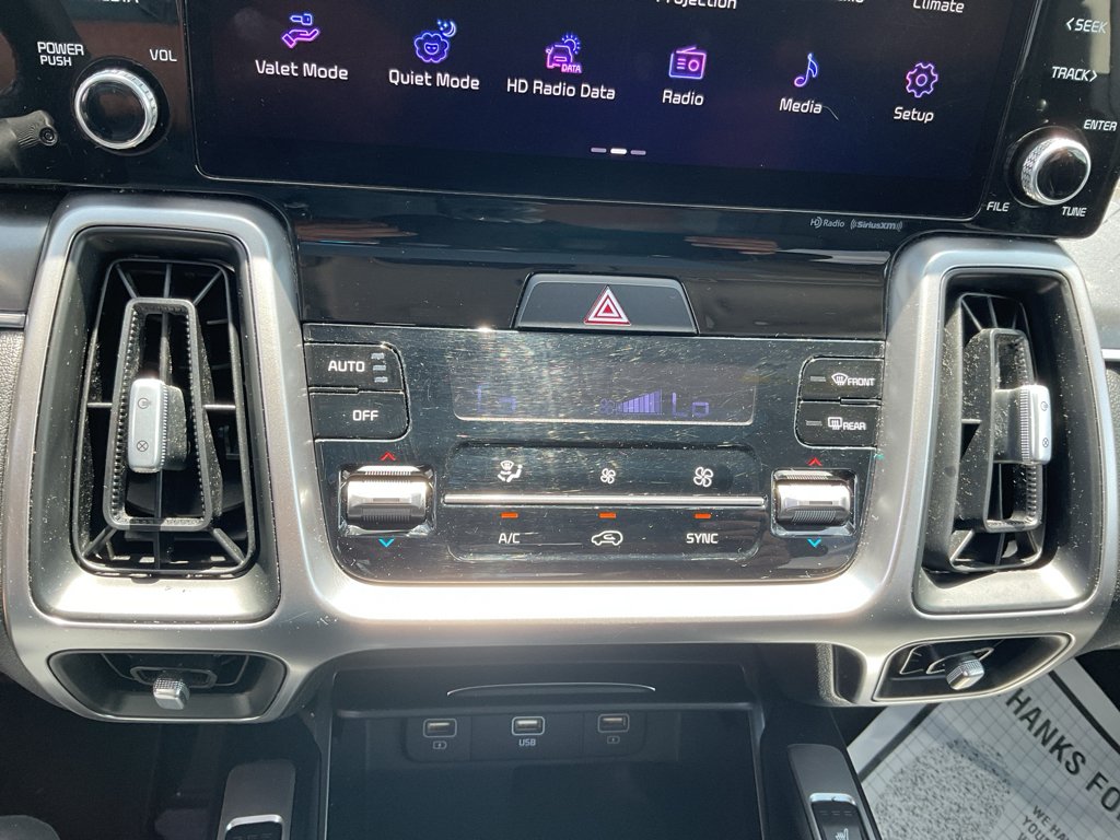 Certified Used 2022 Everlasting Silver Kia S image 33