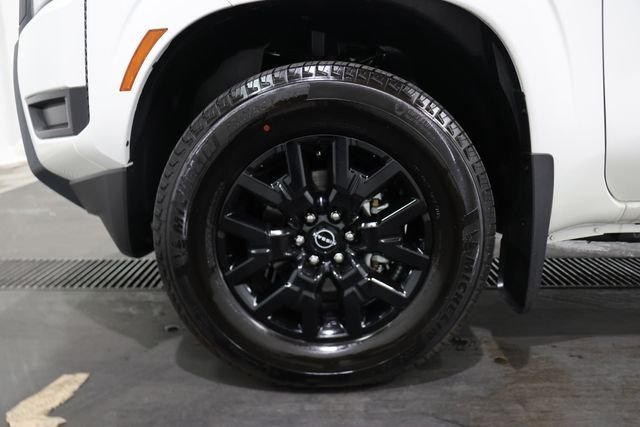 2026 Nissan Frontier SV - Photo 9