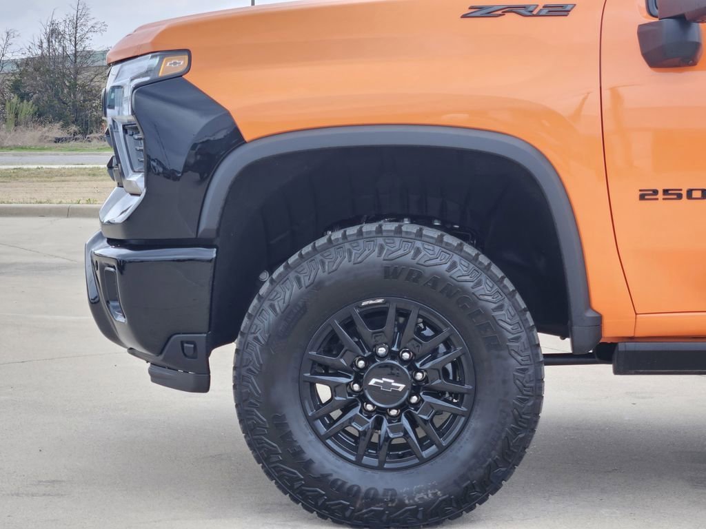 2026 Chevrolet Silverado 2500 HD ZR2 - Photo 11