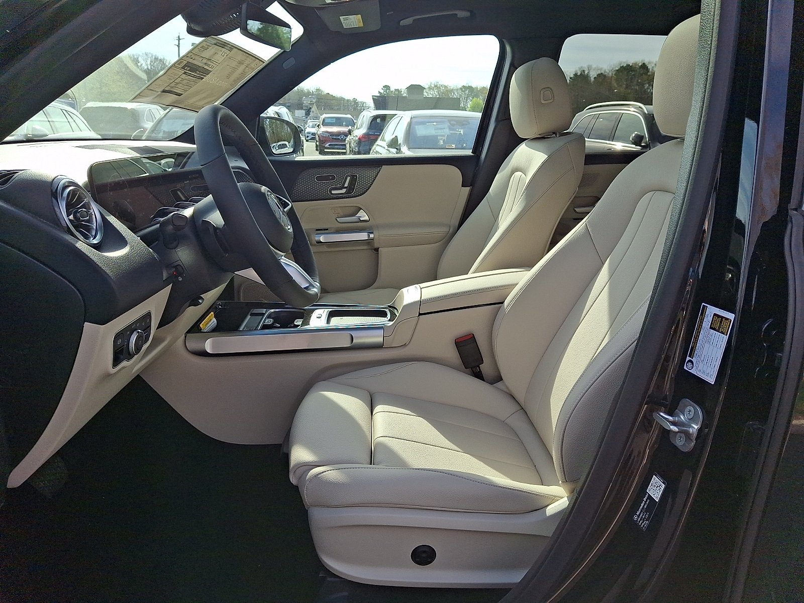New 2026 Night Black Mercedes-Benz GLB 250 image 8