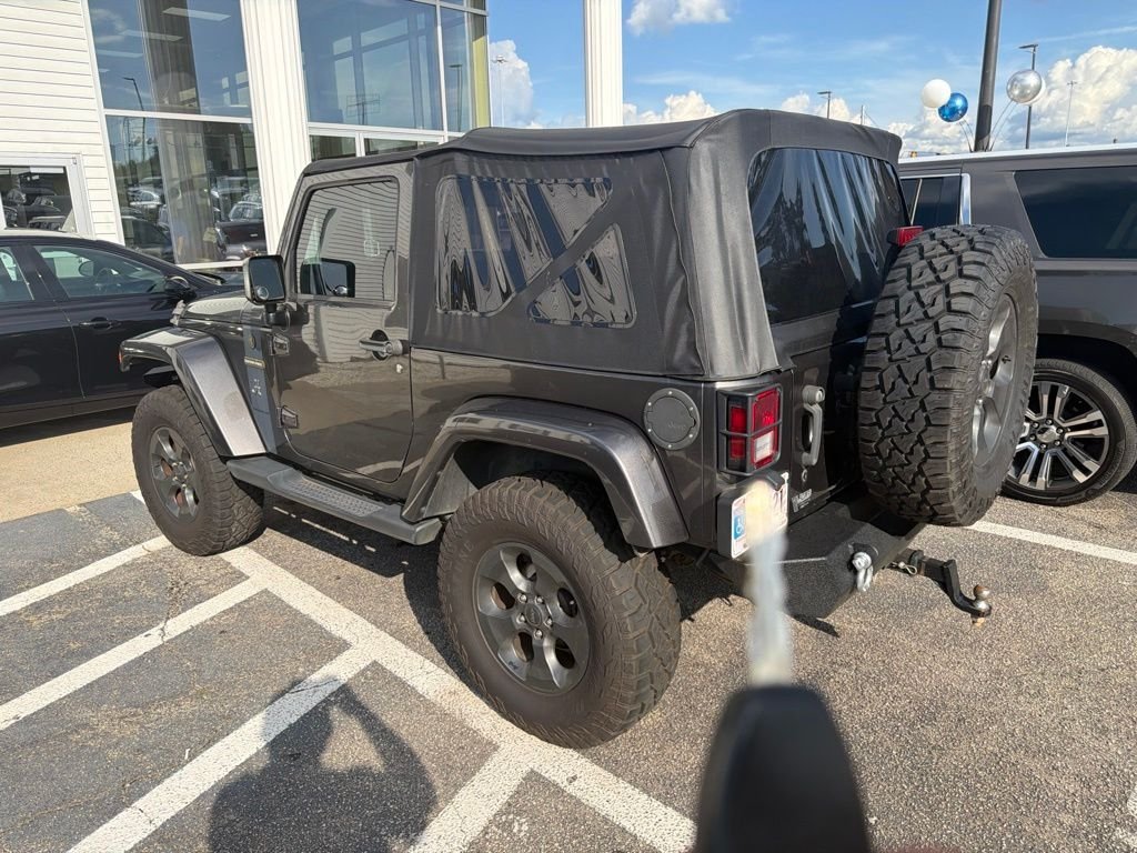 Used 2017 Gray Jeep Sport image 3