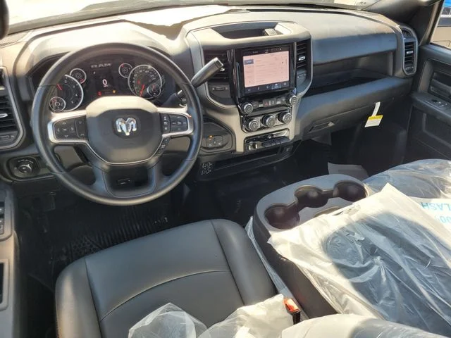 2025 RAM 2500 Tradesman - Photo 10