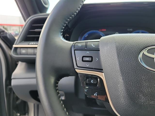 Certified Used 2024 PRECIOUS METAL Toyota  image 22