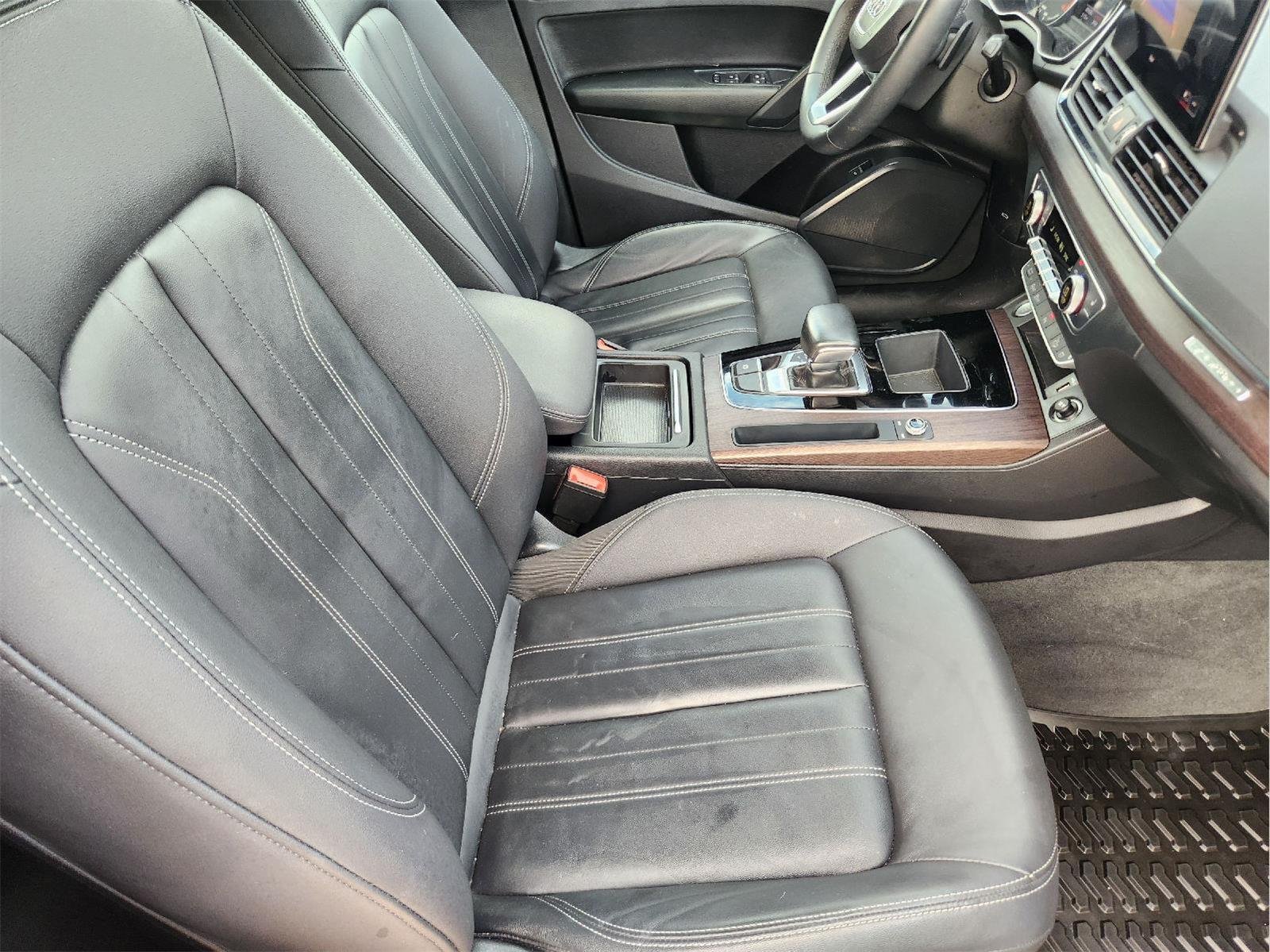 Used 2021 Brilliant Black Audi Premium image 13