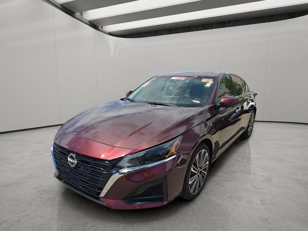 Used 2023 Garnet Pearl Metallic Nissan 2.5 SL image 1