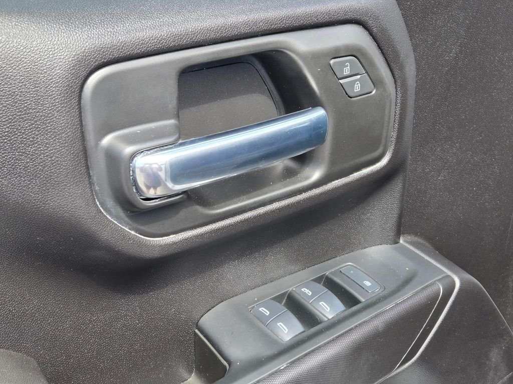 2025 GMC Sierra 1500 Pro - Photo 14