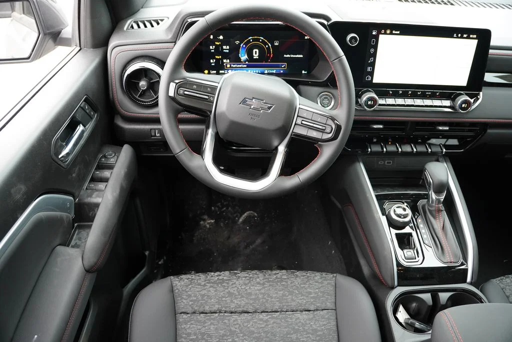 2026 Chevrolet Colorado Z71 - Photo 13