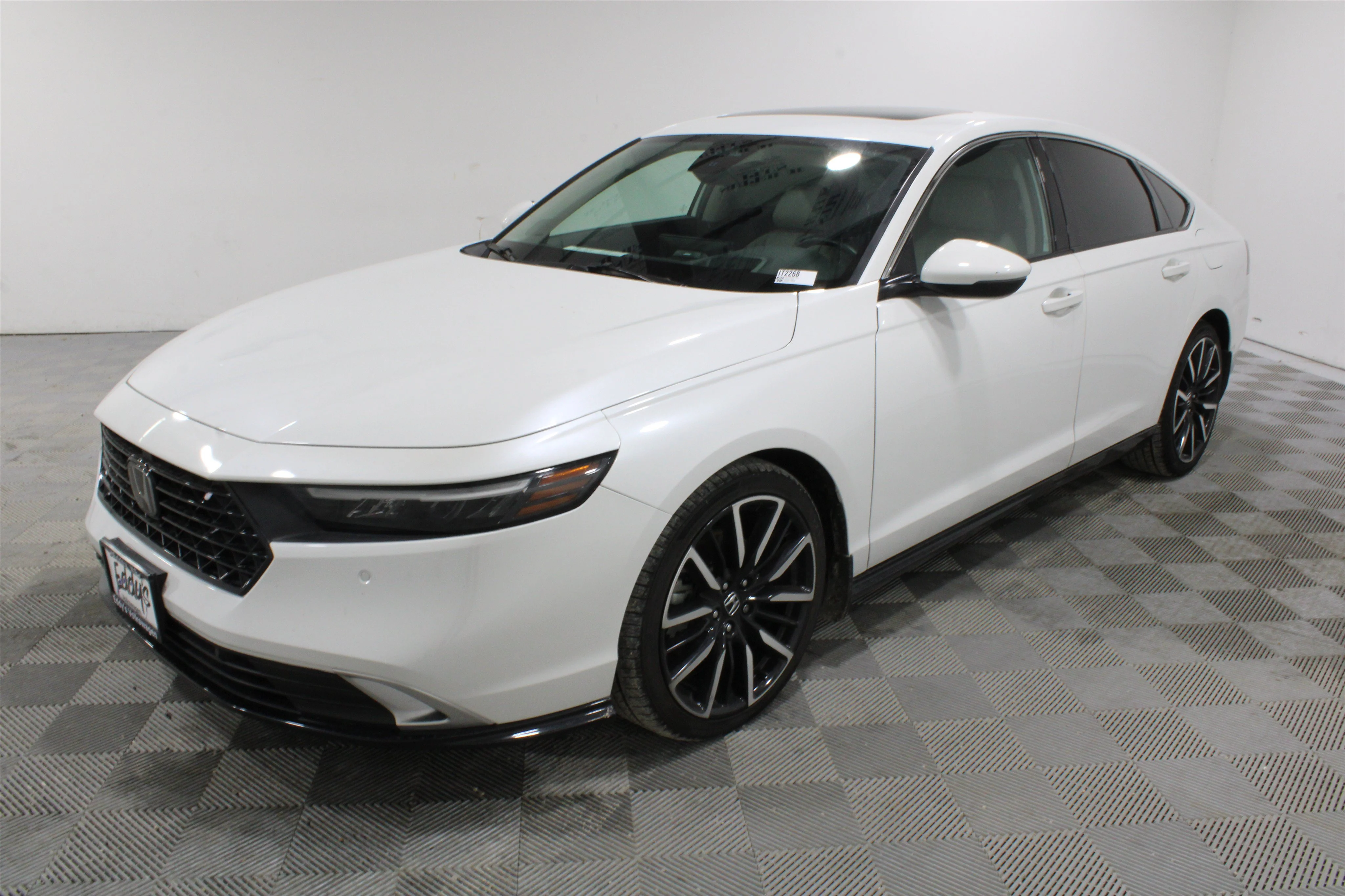 Used 2023 WHTIE Honda Touring image 30