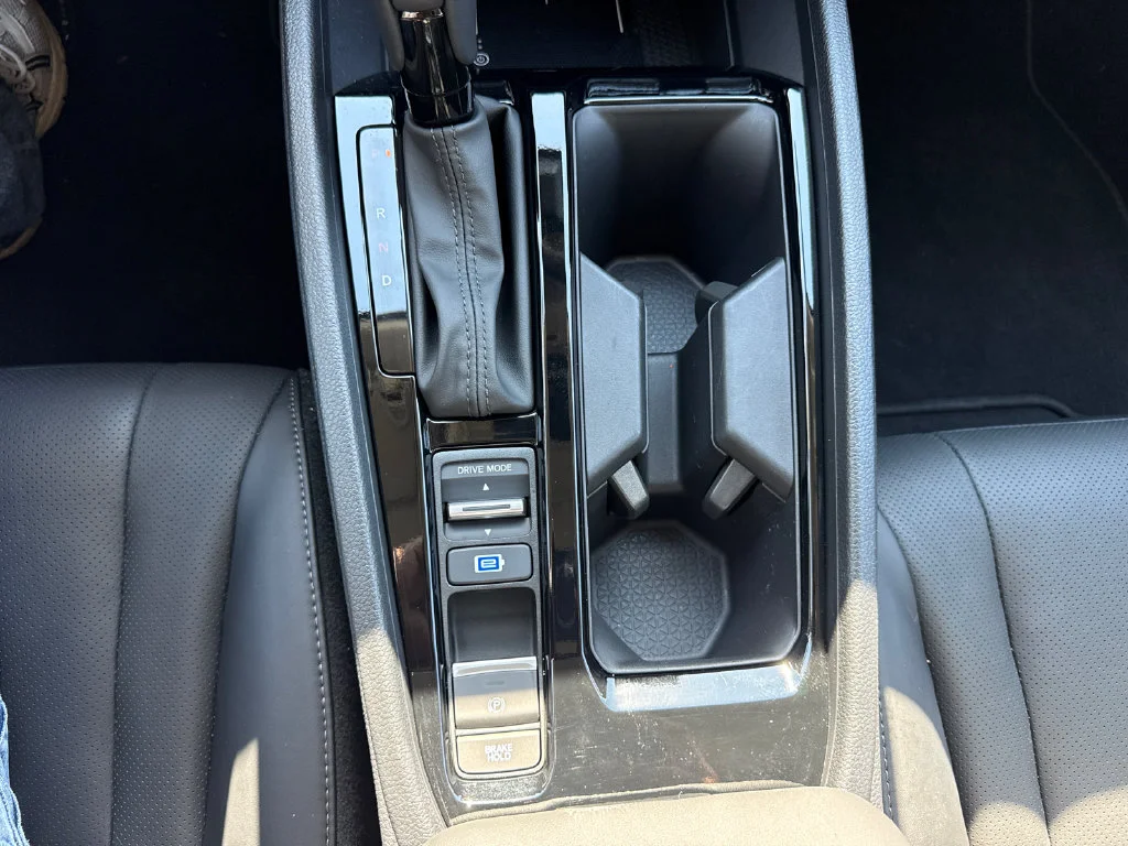 Used 2026 Platinum White Pearl Honda EX-L Hybrid image 59