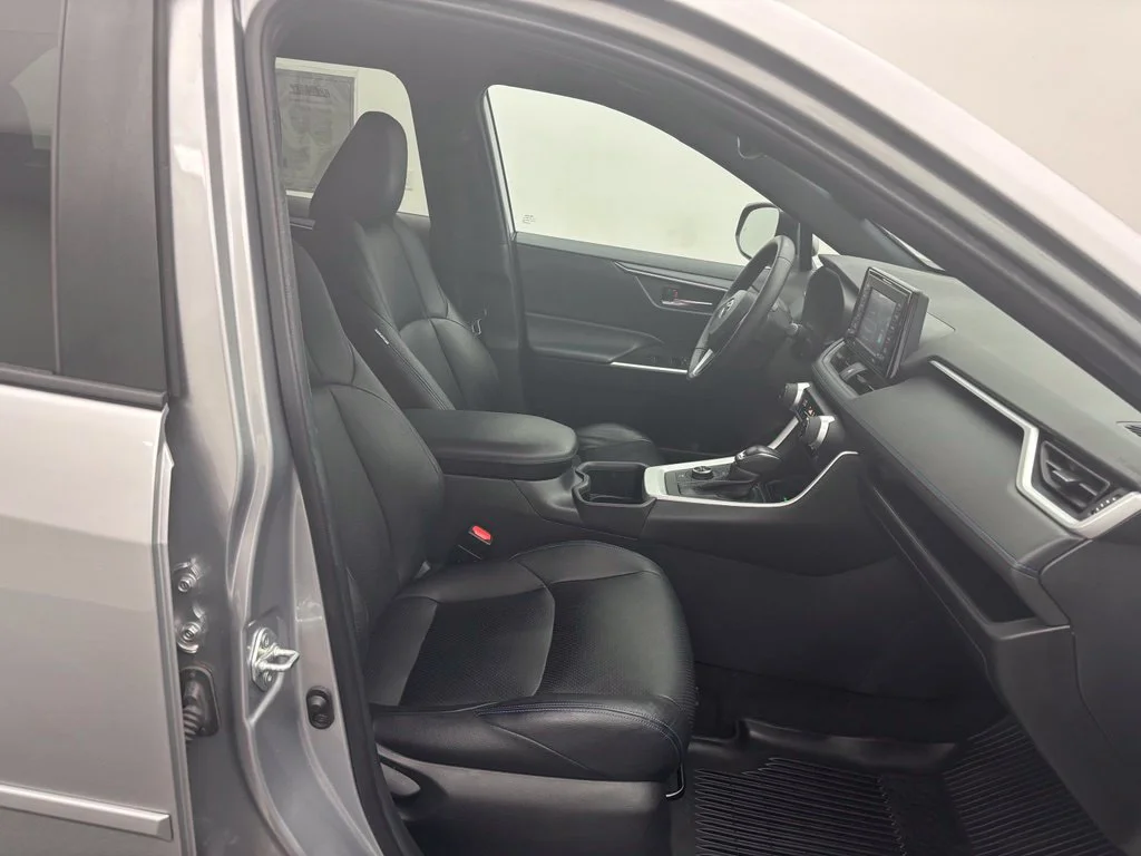 Used 2022 Silver Toyota SE image 31