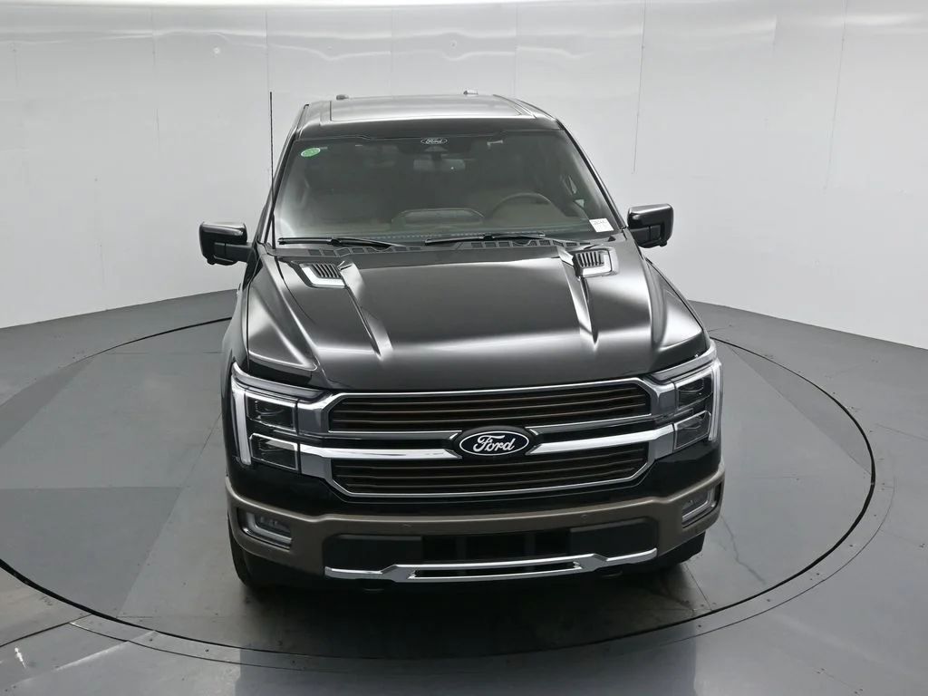 New 2026 Agate Black Metallic Ford King Ranch image 37