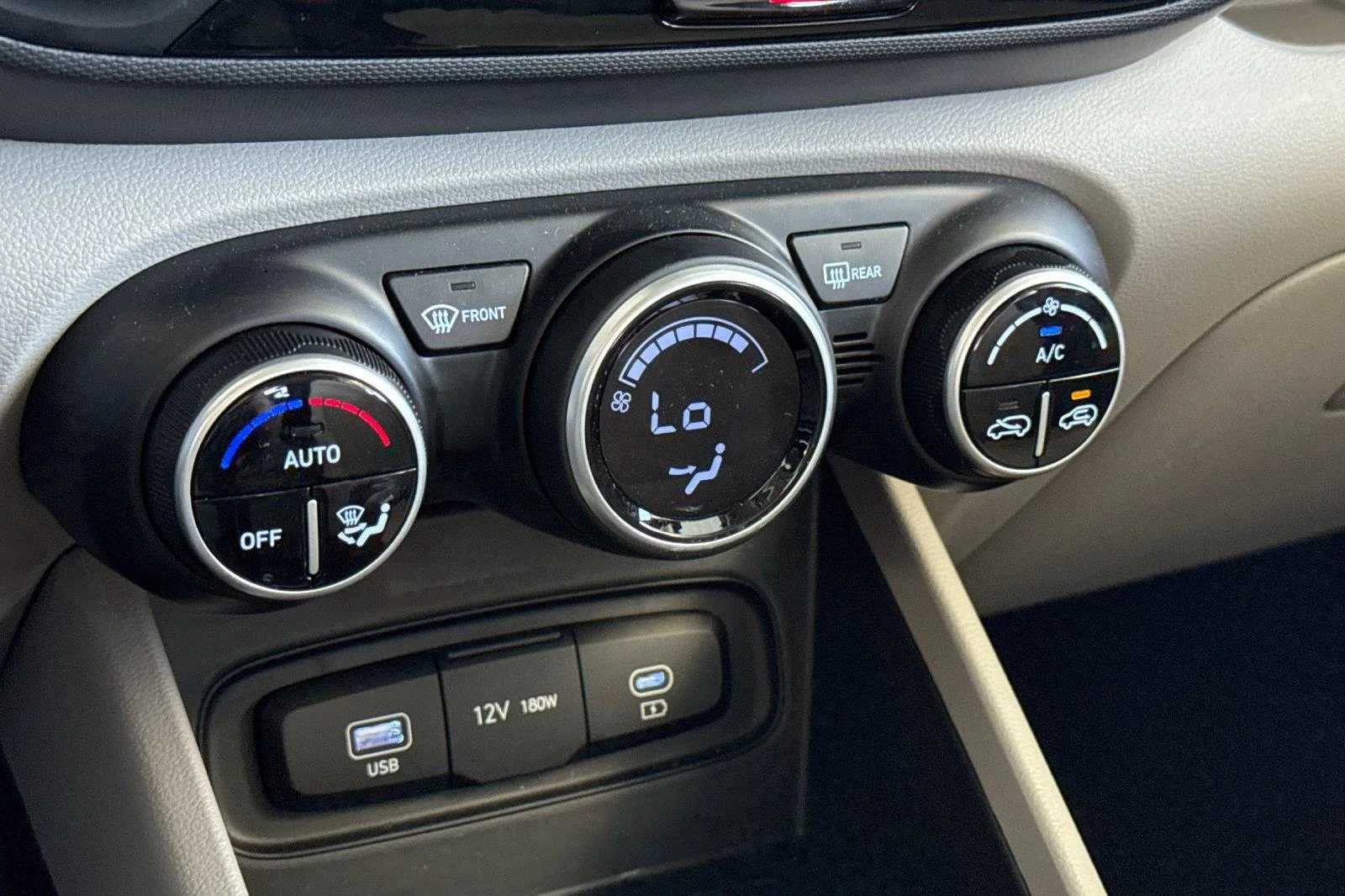 Used 2025 Ecotronic Gray Hyundai SEL image 19